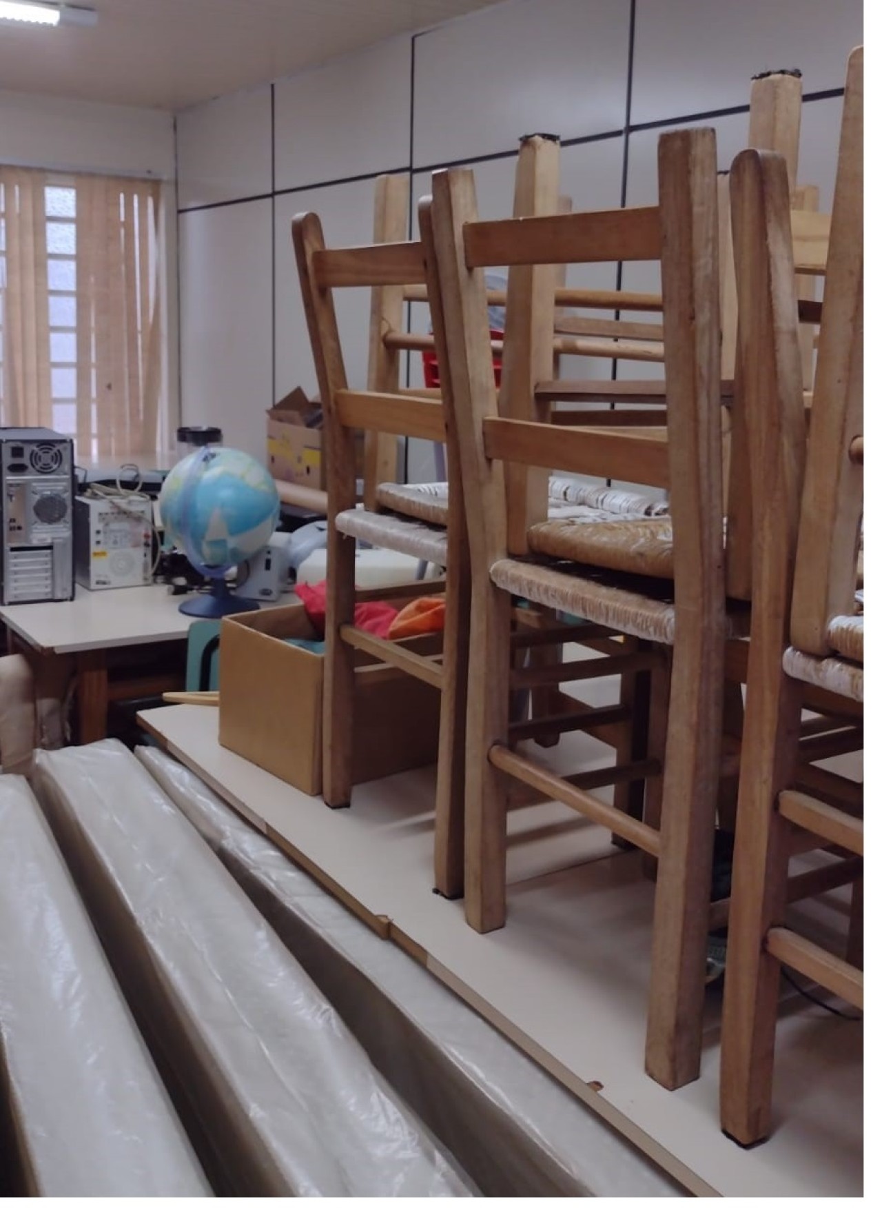 (LOTE 09) Bens móveis e eletrônicos para reciclagem