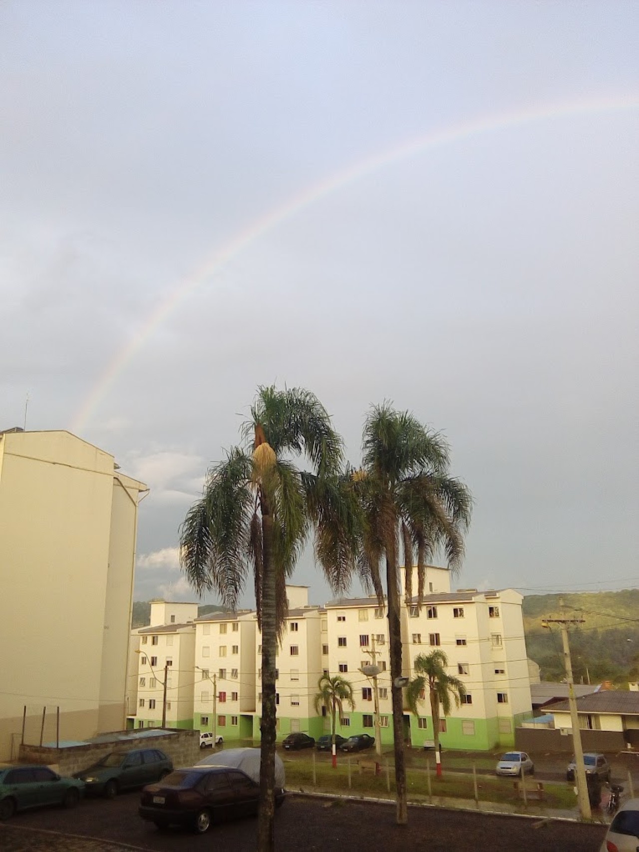 APARTAMENTO Nº 204, BLOCO B, DO RESIDENCIAL CAMPOS DA SERRA VI