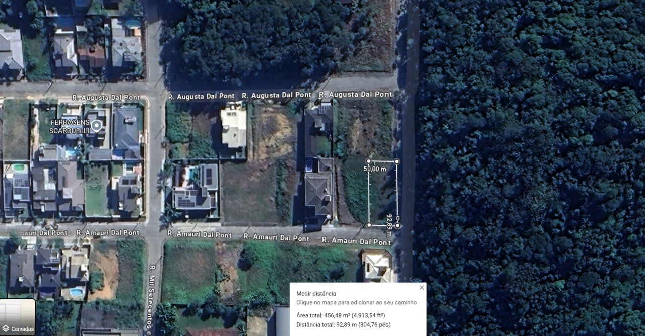 TERRENO DE ESQUINA COM 463m² EM CRICIUMA/SC